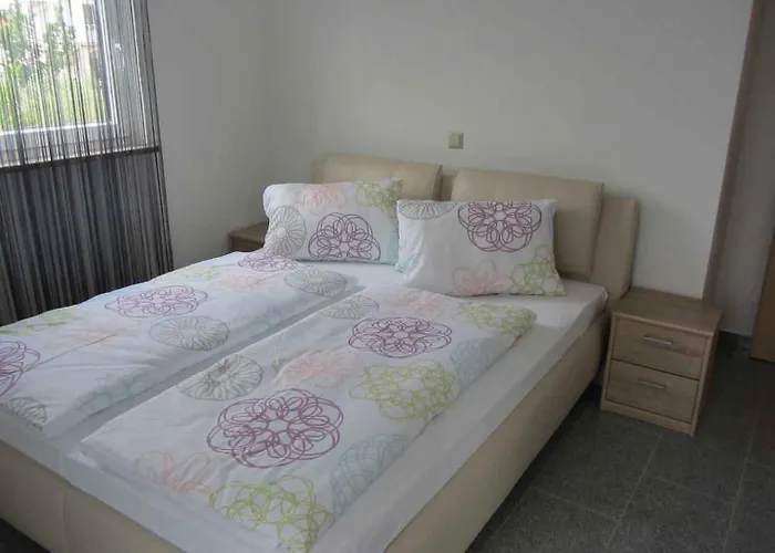 Two-bedroom In - Insel Krk 13080 Apartment *