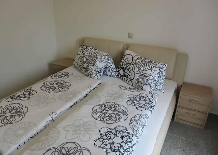 Two-bedroom In - Insel Krk 13080 *