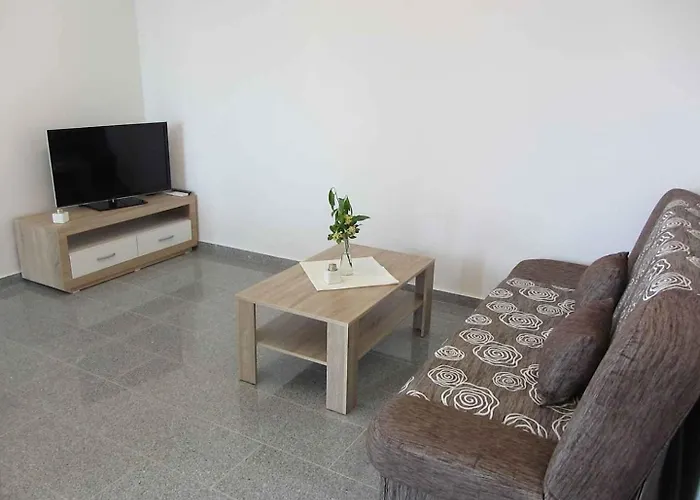 Two-bedroom In - Insel Krk 13080 Apartment