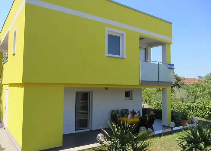 Two-bedroom In - Insel Krk 13080 Apartment