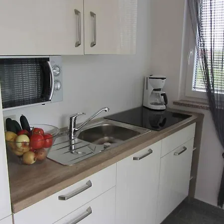 Apartment Two-bedroom In Malinska/insel Krk 13080