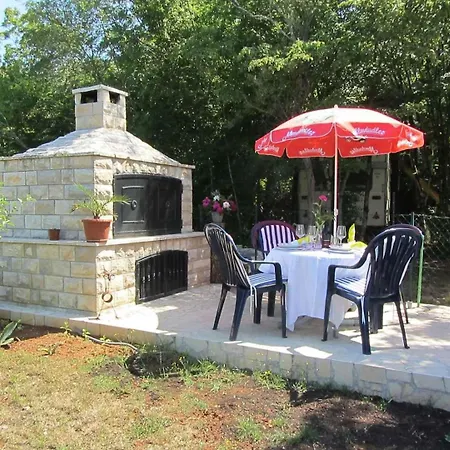 Two-bedroom In Malinska/insel Krk 13080 * Sveti Vid-Miholjice