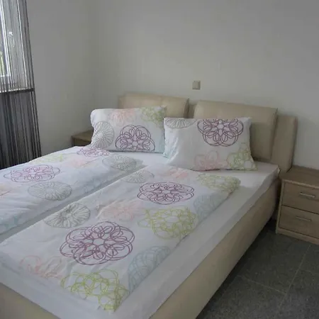 Two-bedroom In - Insel Krk 13080 Apartament *
