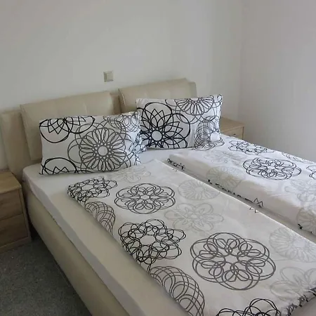 Two-bedroom In - Insel Krk 13080 Apartament